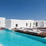 Lyo Boutique Hotell 4*