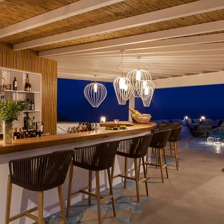 Lyo Boutique Super Paradise Beach (Mykonos)