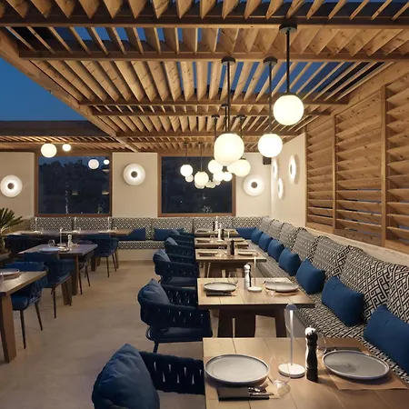 Hotel Lyo Boutique 4*