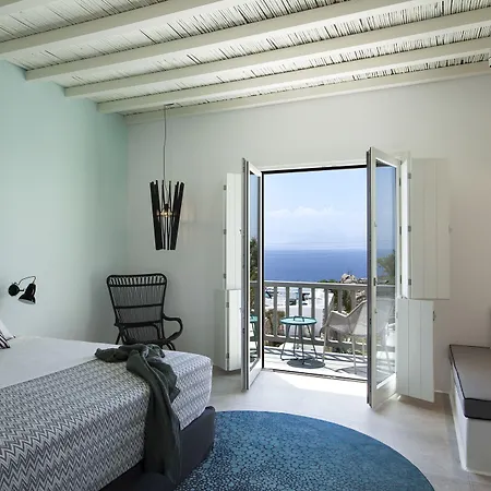 Lyo Boutique Hotel 4*