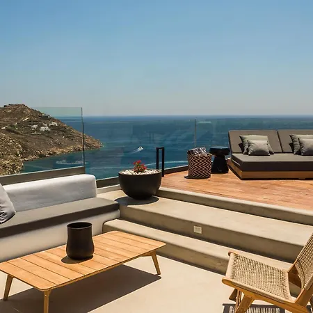 Lyo Boutique Super Paradise Beach (Mykonos)