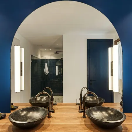 Lyo Boutique Super Paradise Beach (Mykonos)